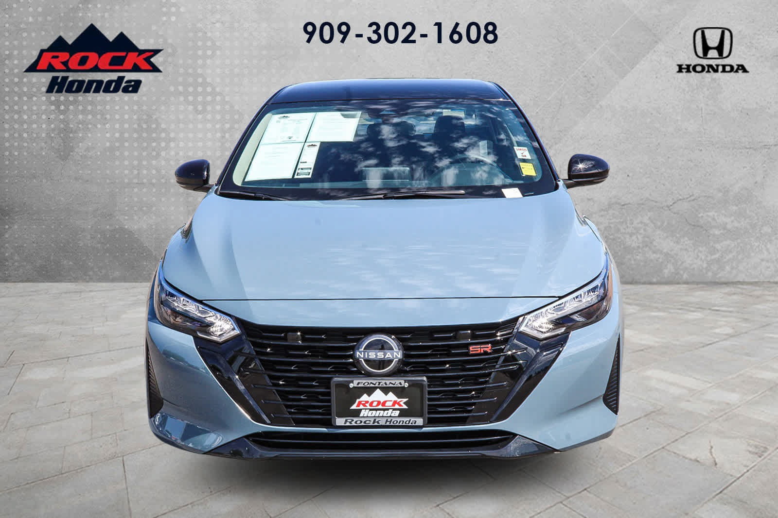 Used 2025 Nissan Sentra SR w/ Midnight Edition FWD image 2