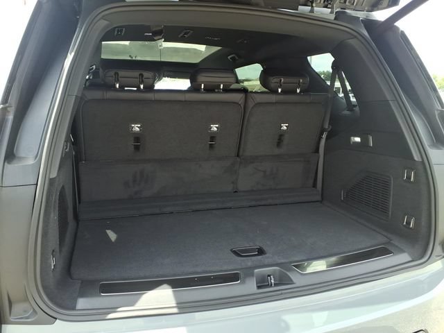 New 2026 Cadillac Escalade IQL Luxury AWD/4WD image 5