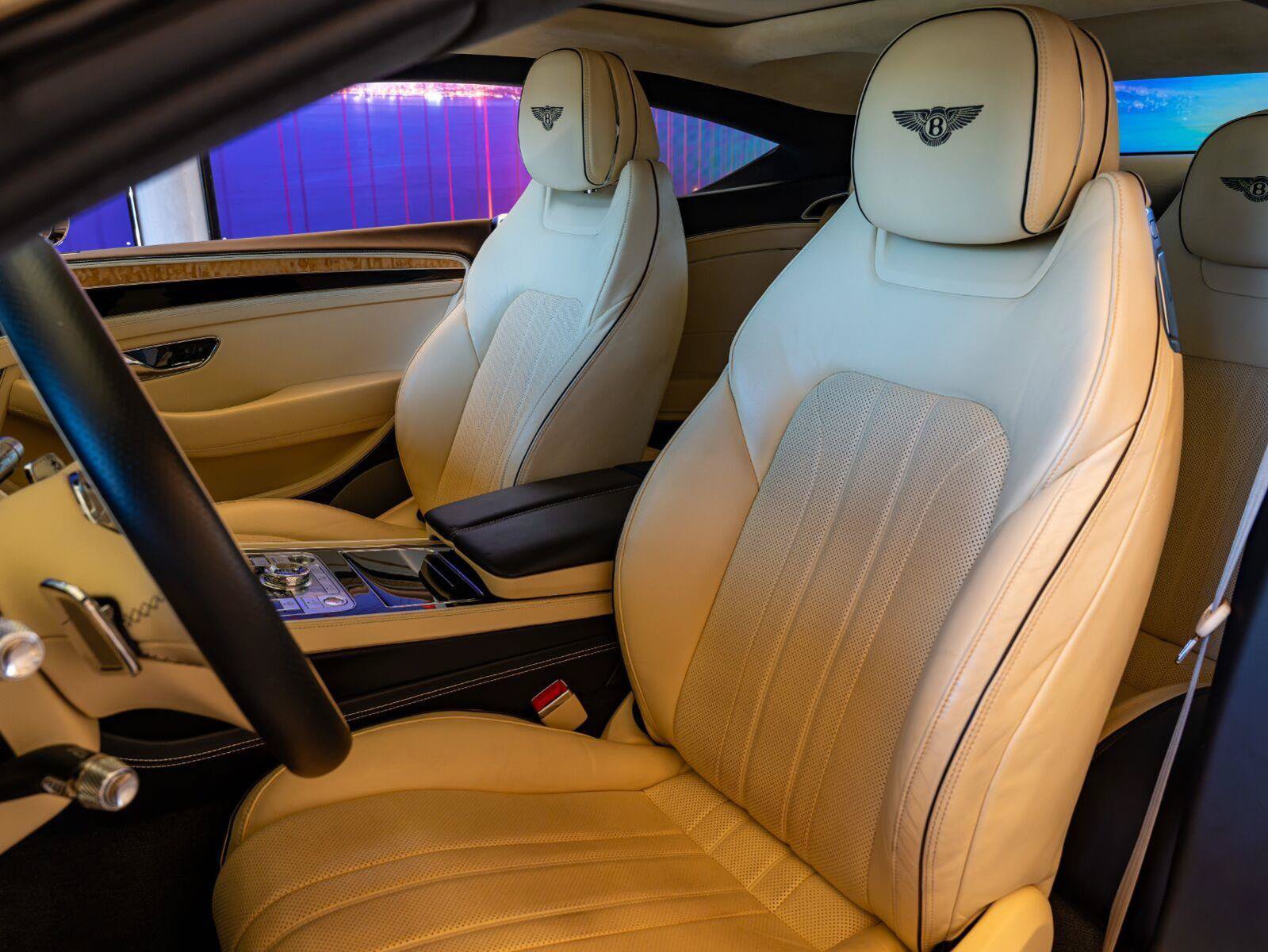 Used 2020 Bentley Continental GT AWD/4WD image 11