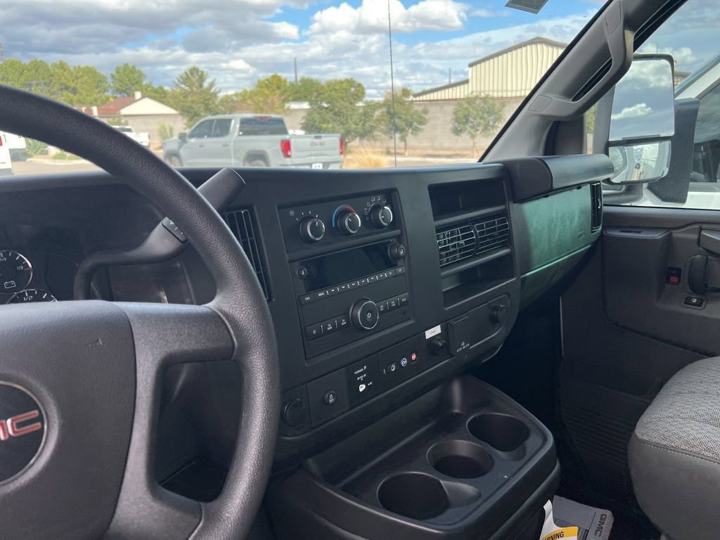 New 2025 GMC Savana 3500 w/ Power Convenience Package RWD image 4