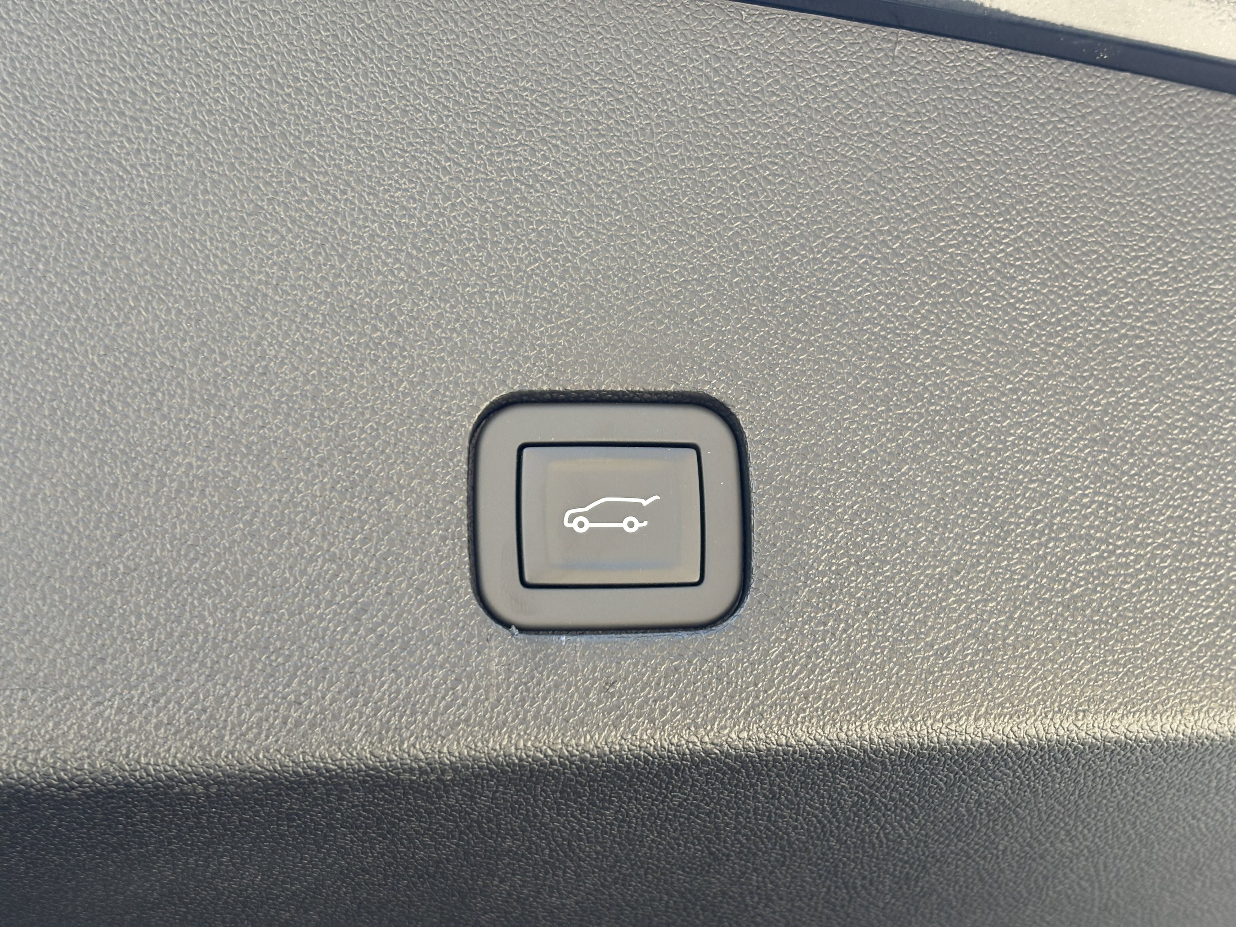 New 2025 Cadillac XT6 Premium Luxury w/ Technology Package image 11