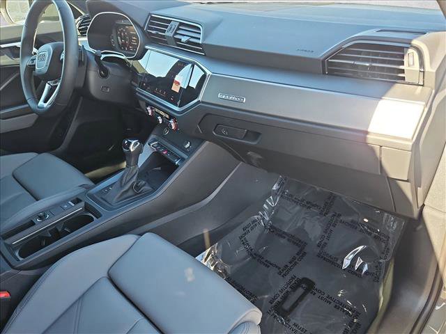 Certified 2025 Audi Q3 2.0T Premium w/ Convenience Package image 21