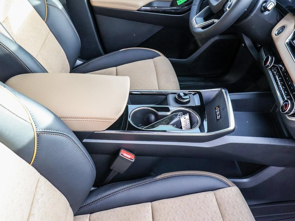 New 2026 Chevrolet Equinox ACTIV w/ Convenience Package III AWD/4WD image 77
