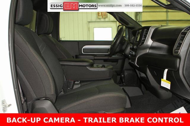 New 2024 RAM 2500 Tradesman w/ Chrome Appearance Group image 26