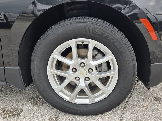 Used 2023 Chevrolet Equinox LT FWD image 9