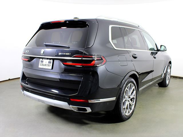 Used 2024 BMW X7 xDrive40i w/ Premium Package image 7