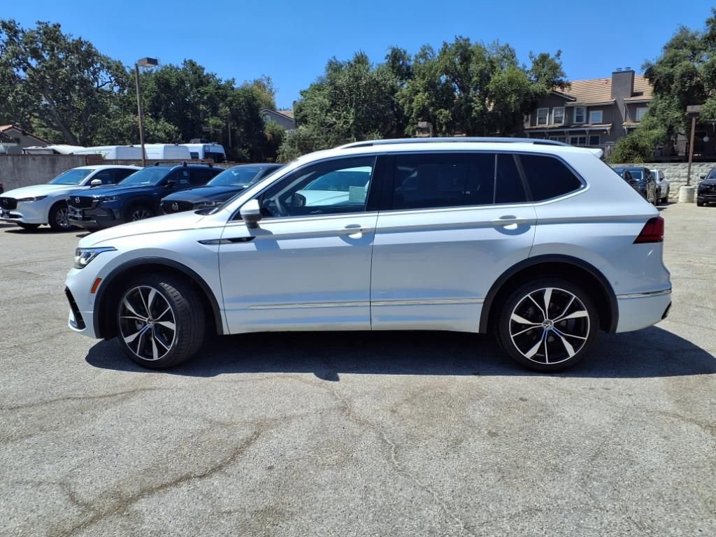Used 2022 Volkswagen Tiguan SEL R-Line image 3