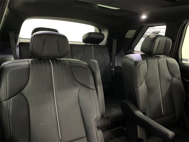New 2026 Cadillac Vistiq Luxury w/ LPO, Floor Liner Package image 25