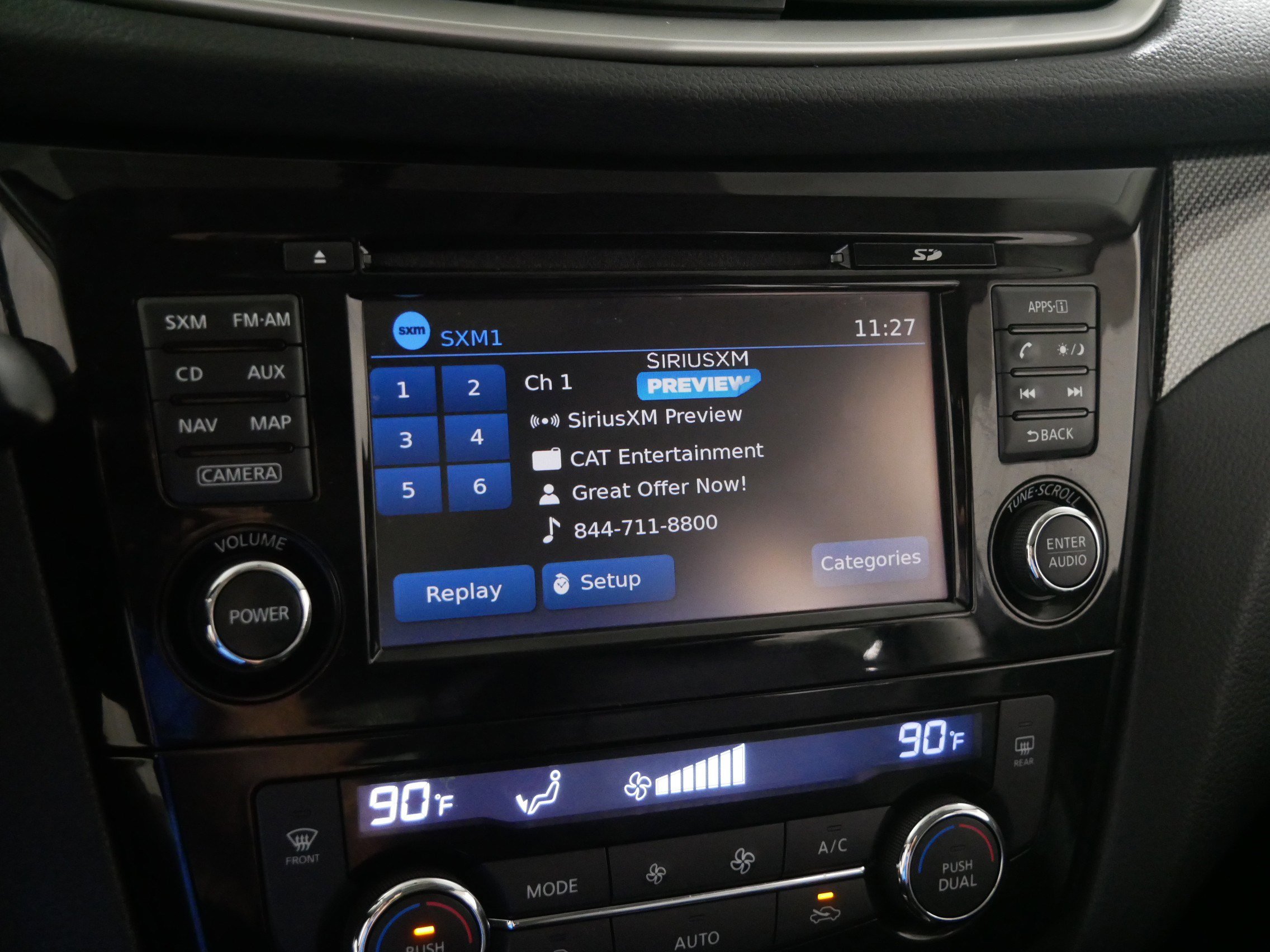 Used 2016 Nissan Rogue SL w/ SL Premium Package image 22