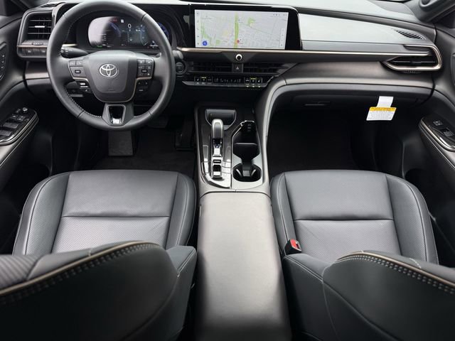 Used 2026 Toyota Crown AWD/4WD image 11