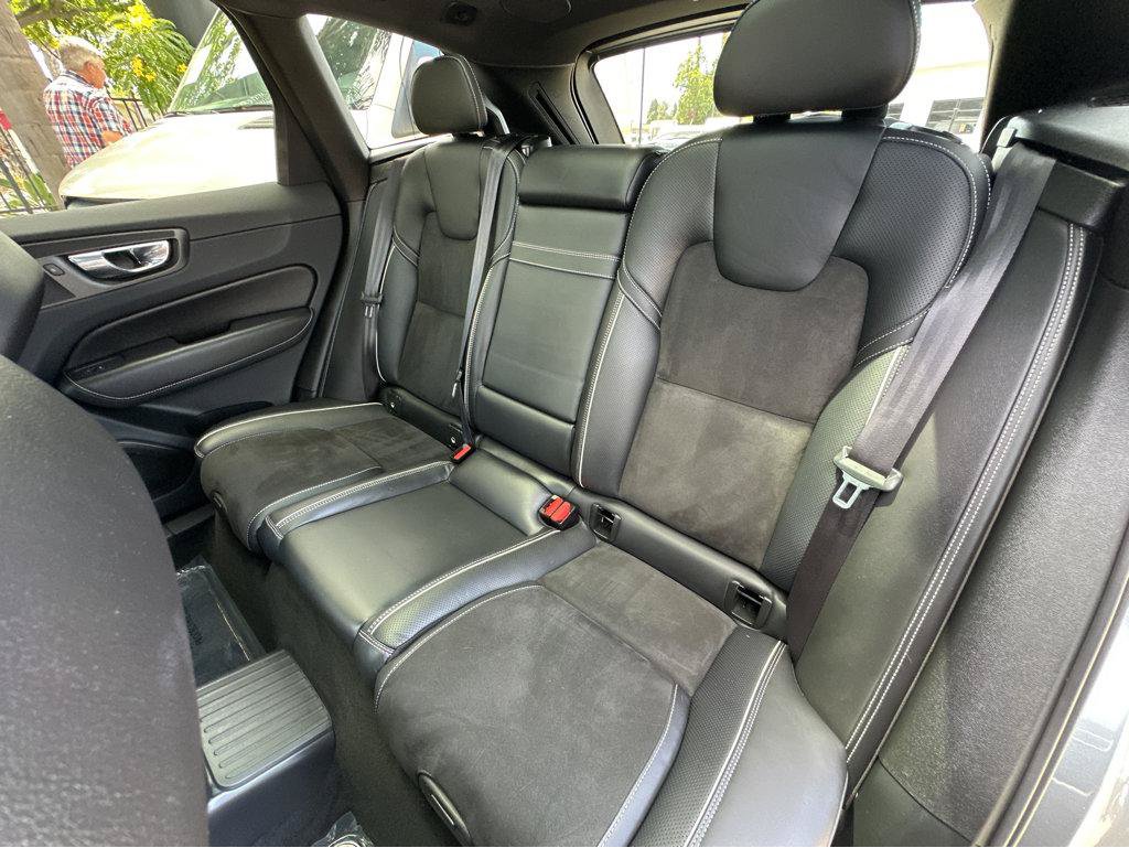 Used 2019 Volvo XC60 T8 R-Design w/ Advanced Package AWD/4WD image 9