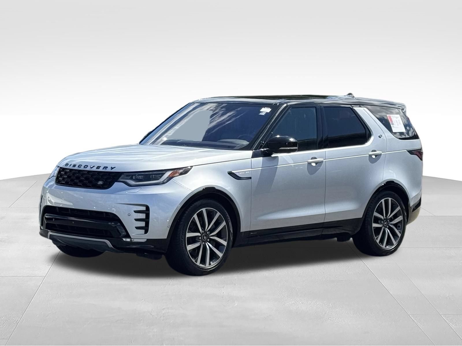Used 2022 Land Rover Discovery HSE R-Dynamic AWD/4WD image 9