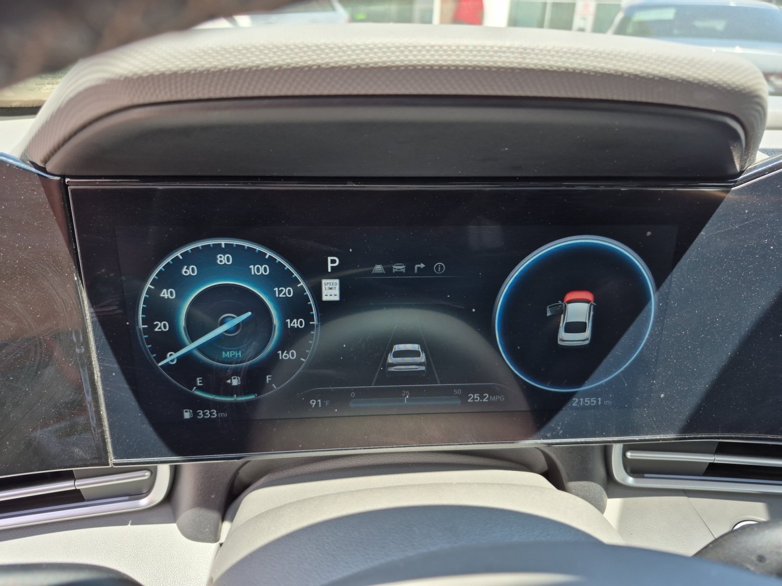 Used 2025 Hyundai Elantra SEL FWD image 10