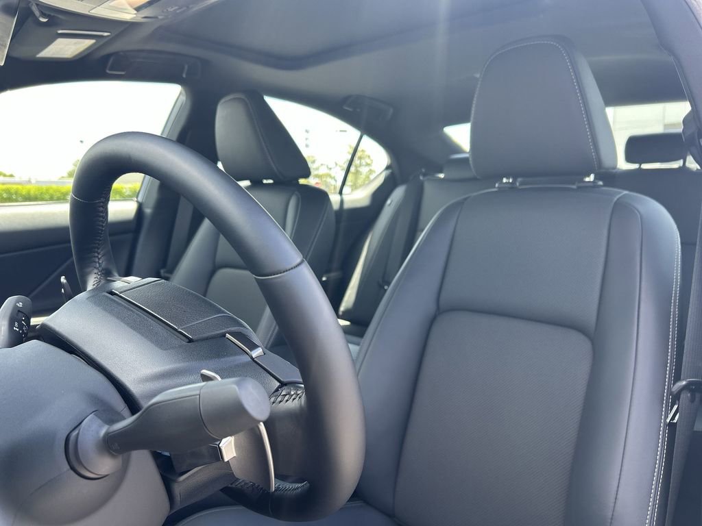 Used 2025 Lexus IS 350 F Sport w/ Accessory Package 2 RWD image 30