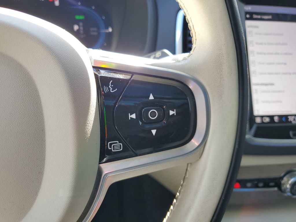 Used 2023 Volvo XC90 T8 Ultimate w/ Protection Package Premier image 21