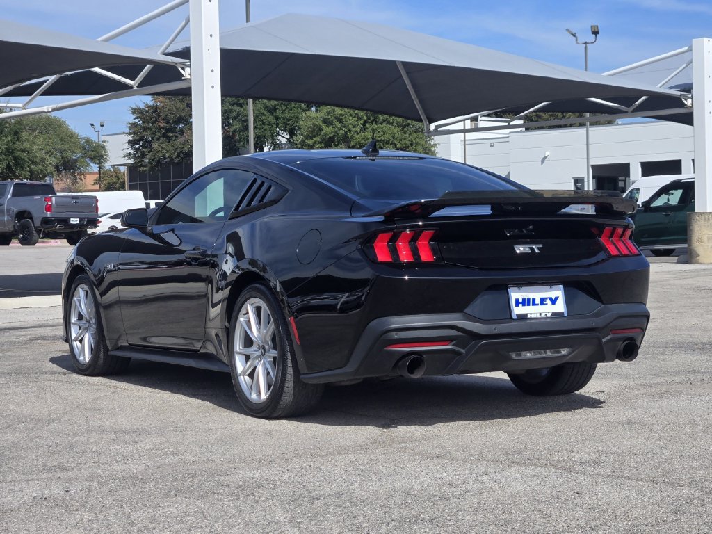 Used 2024 Ford Mustang GT Premium RWD image 5