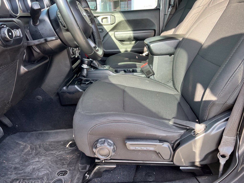 Certified 2022 Jeep Wrangler Unlimited Sport AWD/4WD image 10