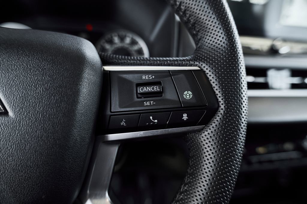 Used 2025 Mitsubishi Outlander SE AWD/4WD image 24