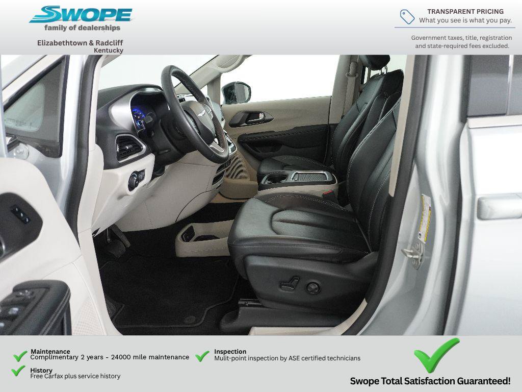 Used 2024 Chrysler Pacifica Touring-L FWD image 13