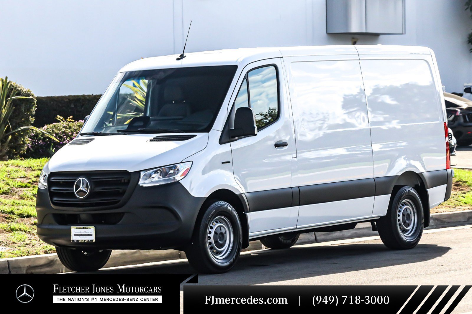 Used 2025 Mercedes-Benz eSprinter 144 Cargo