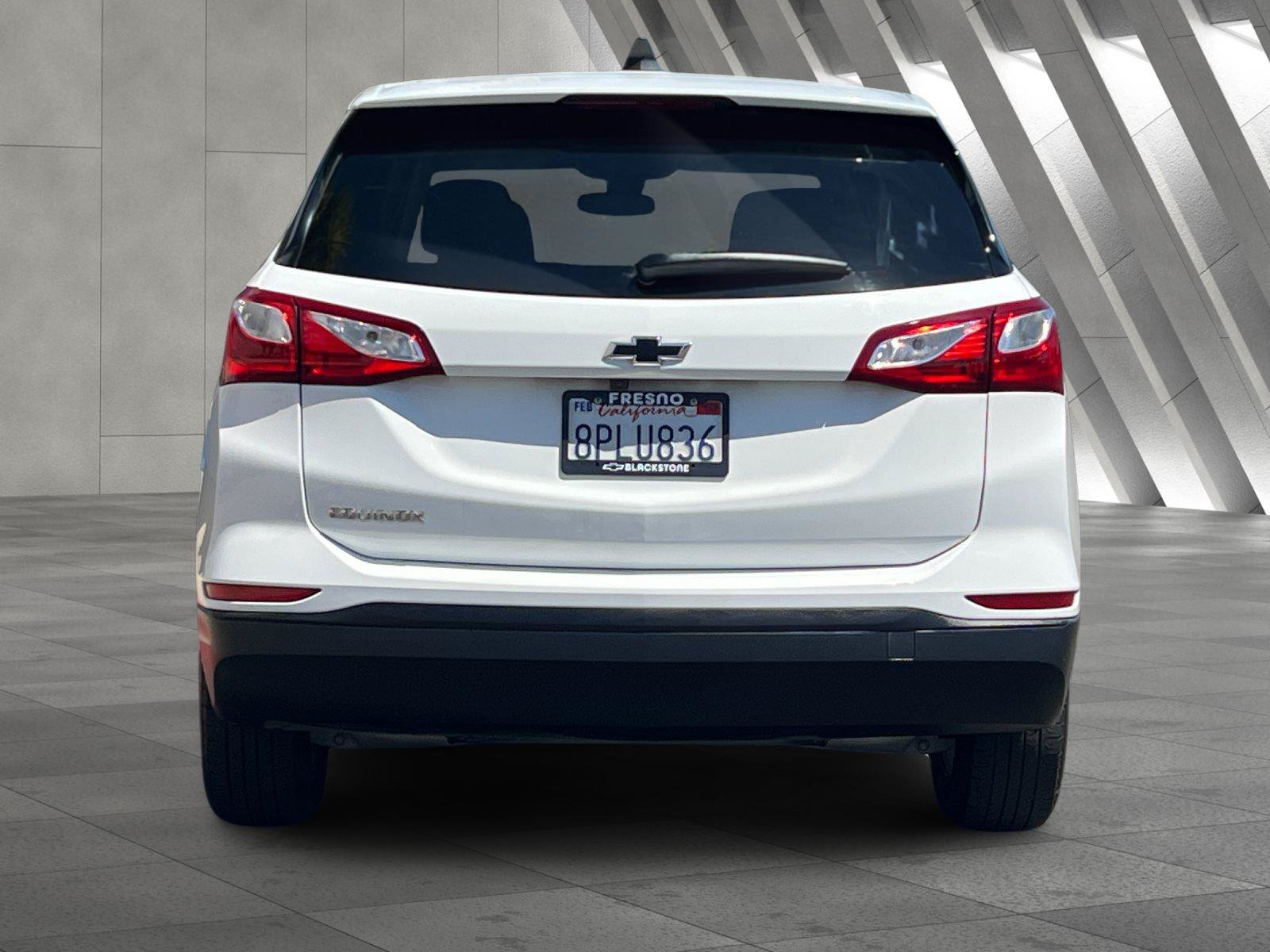 Used 2020 Chevrolet Equinox LS w/ LS Convenience Package FWD image 5