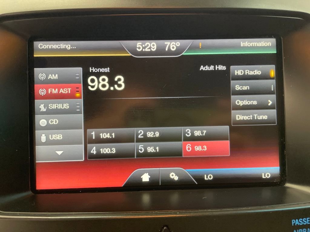 Used 2015 Ford Explorer Limited image 22