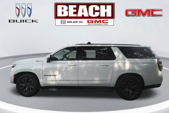 Used 2022 Chevrolet Suburban Z71 w/ Z71 Off-Road Package AWD/4WD image 6
