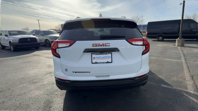 Used 2022 GMC Terrain SLE w/ Driver Convenience Package image 7