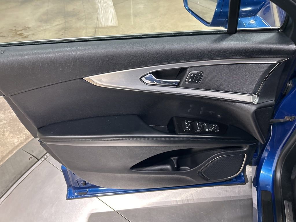 Used 2020 Lincoln Nautilus FWD w/ Equipment Group 101A image 12