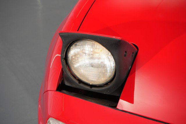 Used 1990 MAZDA MX-5 Miata RWD image 12