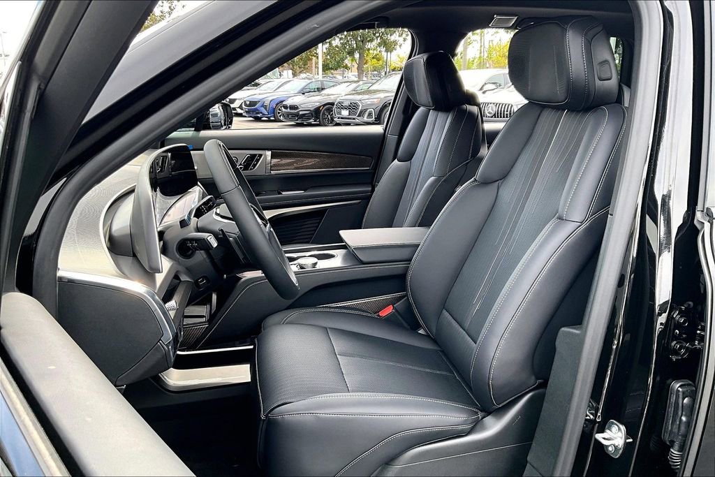 New 2026 Cadillac Vistiq Sport image 12