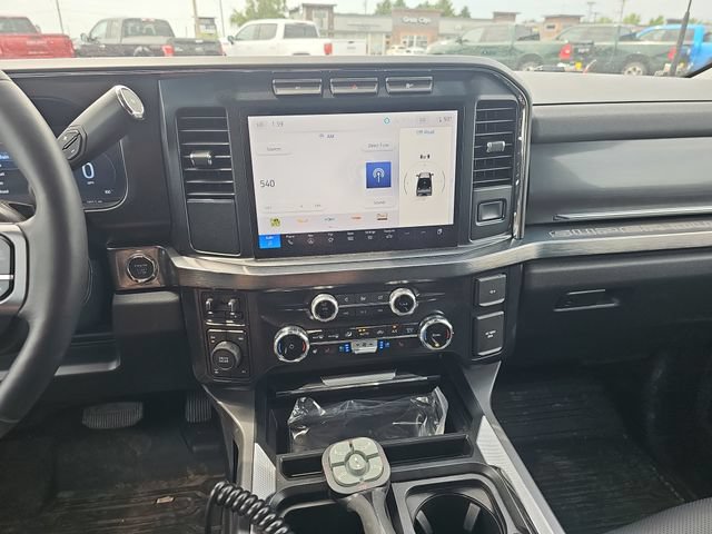 Used 2024 Ford F350 Lariat w/ Sport Appearance Package AWD/4WD image 17