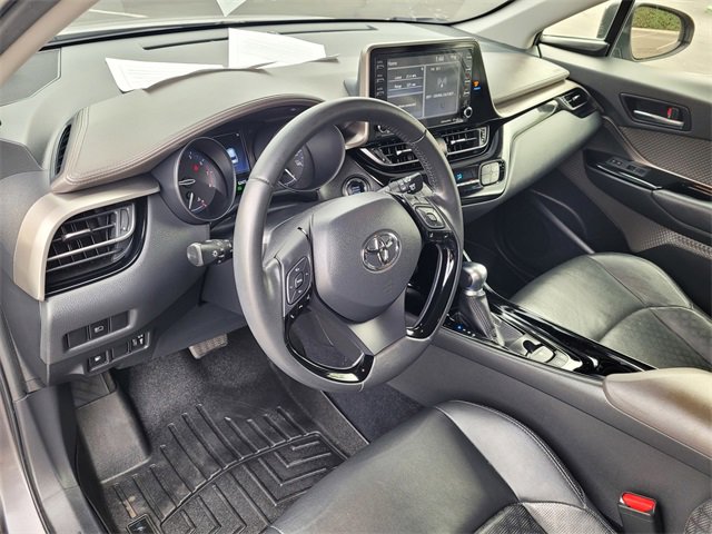 Used 2021 Toyota C-HR Limited image 7