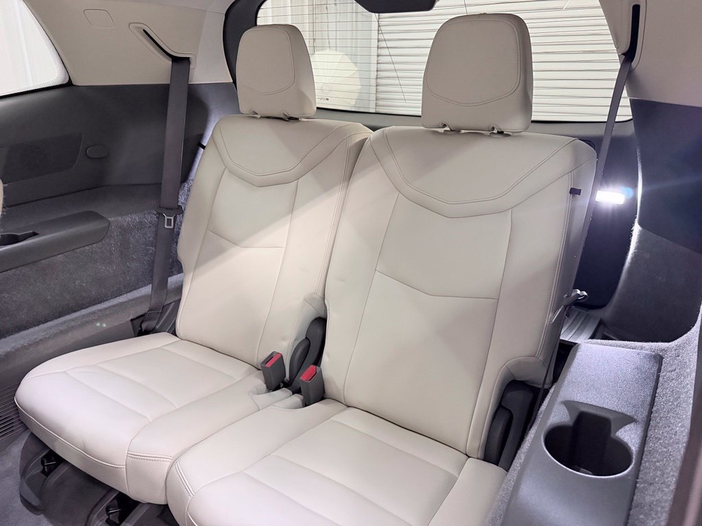 Used 2020 Cadillac XT6 Premium Luxury FWD image 39