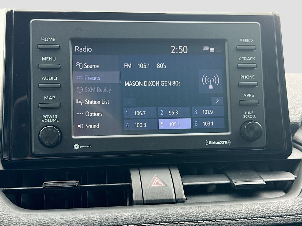 Used 2020 Toyota RAV4 LE FWD image 29