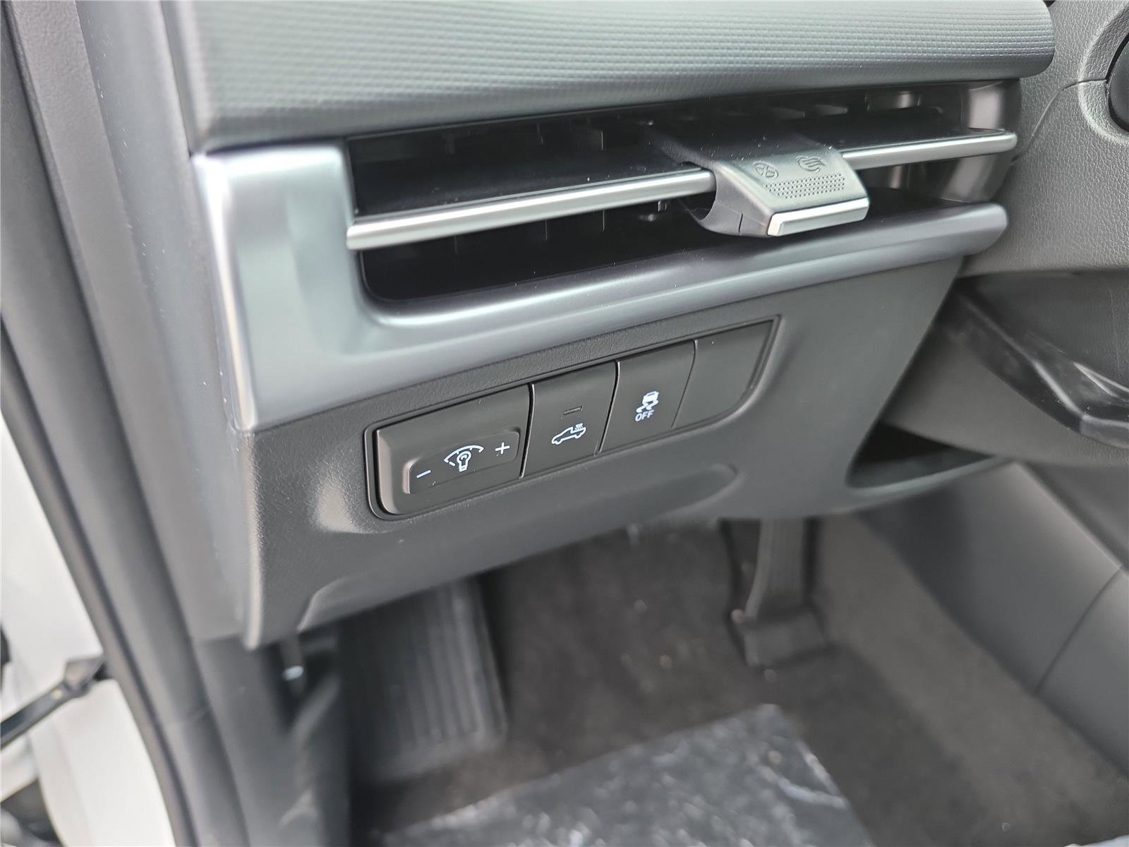 New 2026 Hyundai Santa Cruz SEL image 12