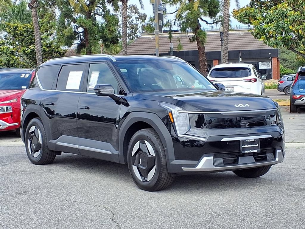 Used 2026 Kia EV9 Wind AWD/4WD image 7