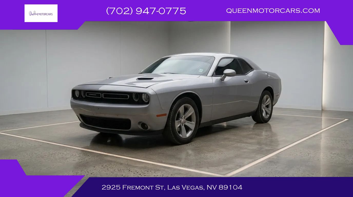 Used 2016 Dodge Challenger SXT RWD image 1