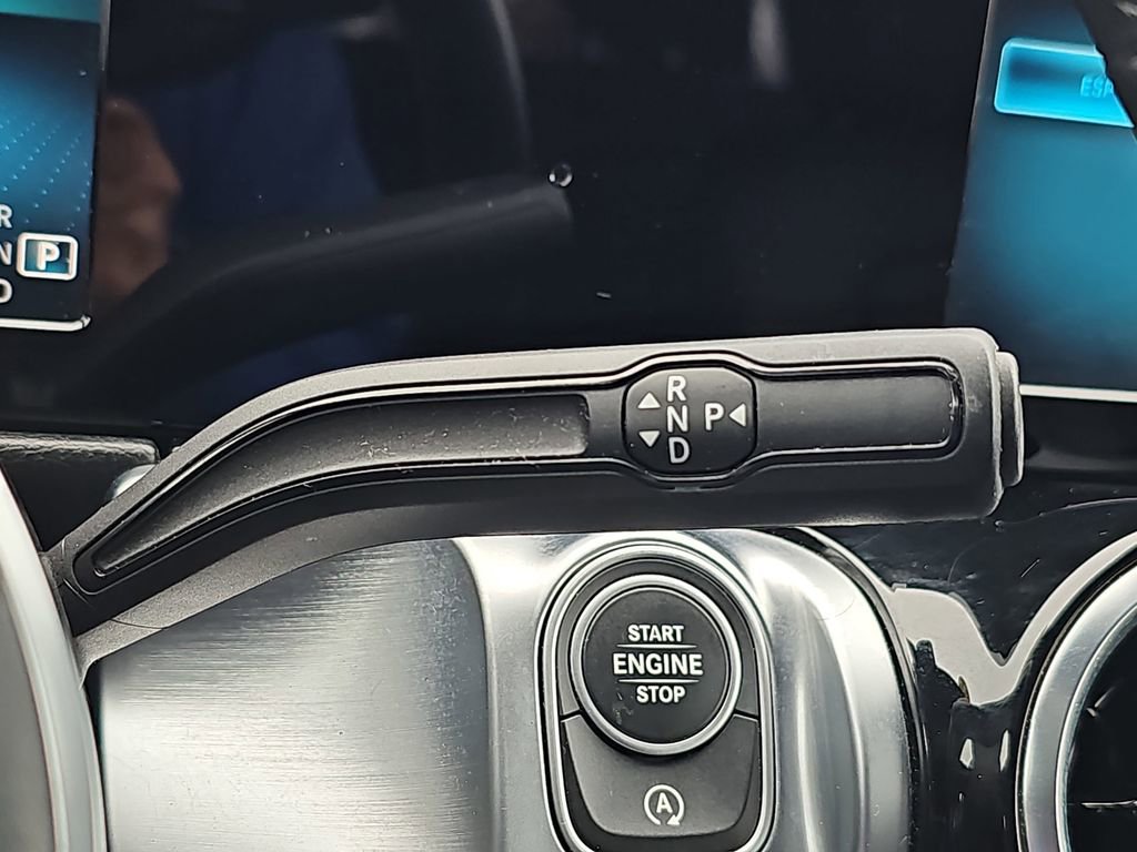 Used 2023 Mercedes-Benz GLB 250 GLB 250 image 27