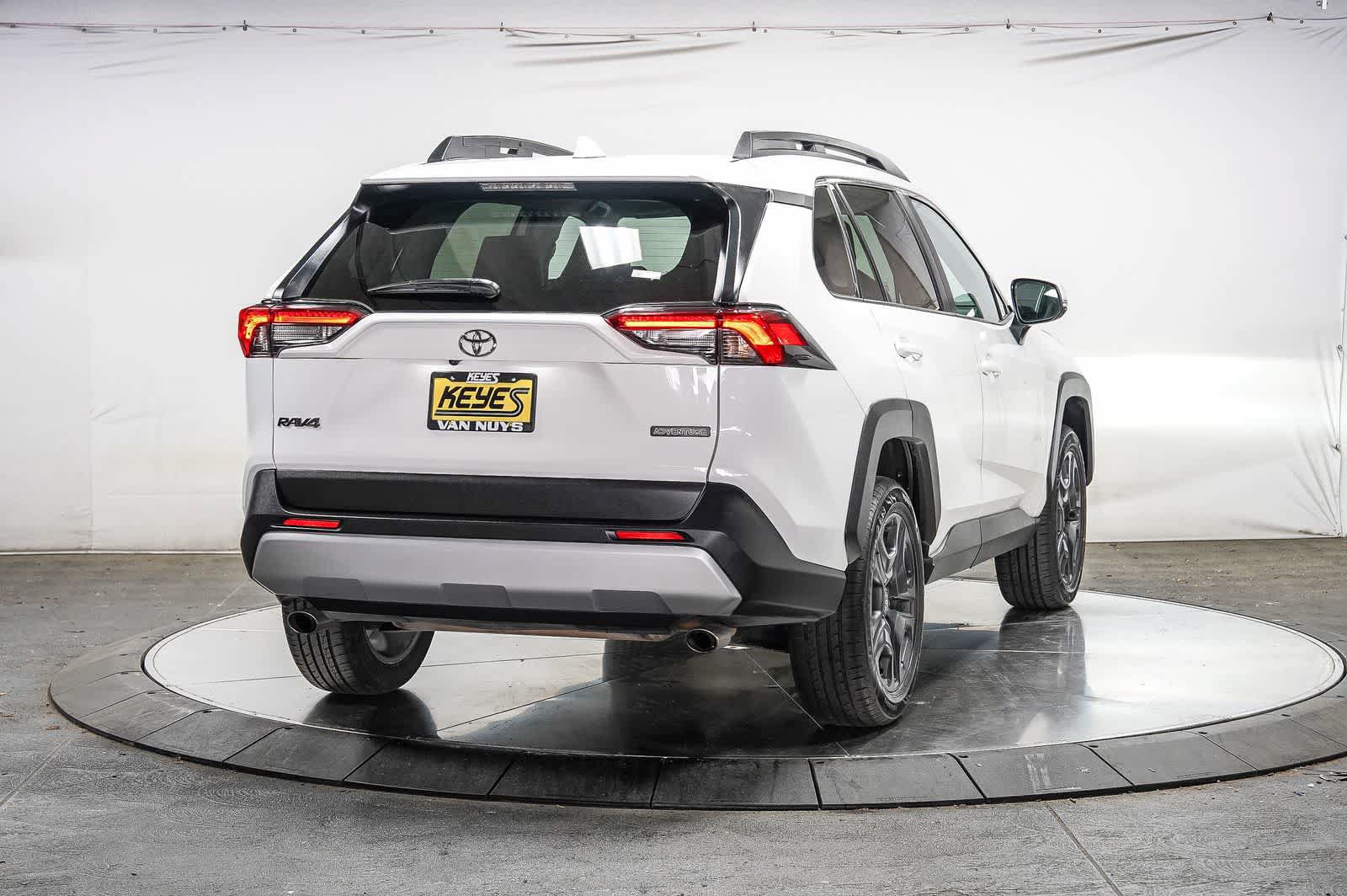 Certified 2024 Toyota RAV4 Adventure AWD/4WD image 5