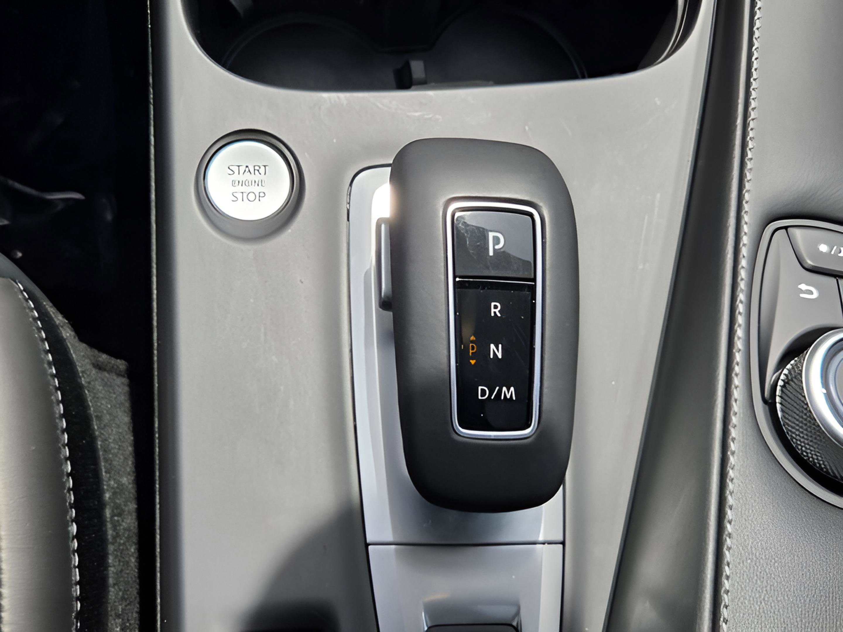 Certified 2025 INFINITI QX50 Luxe image 24
