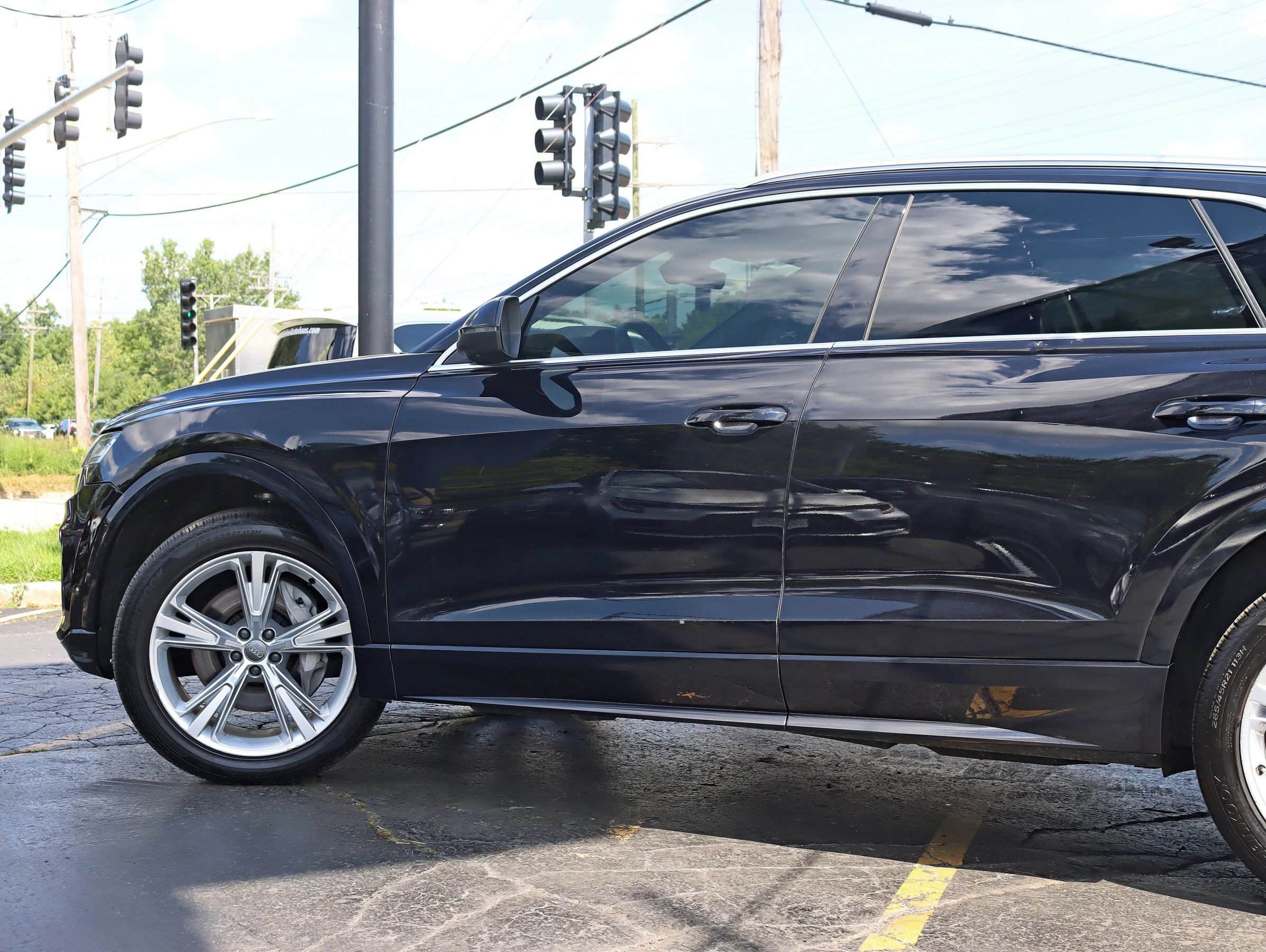 Used 2020 Audi Q8 Premium Plus w/ Premium Plus Package AWD/4WD image 13