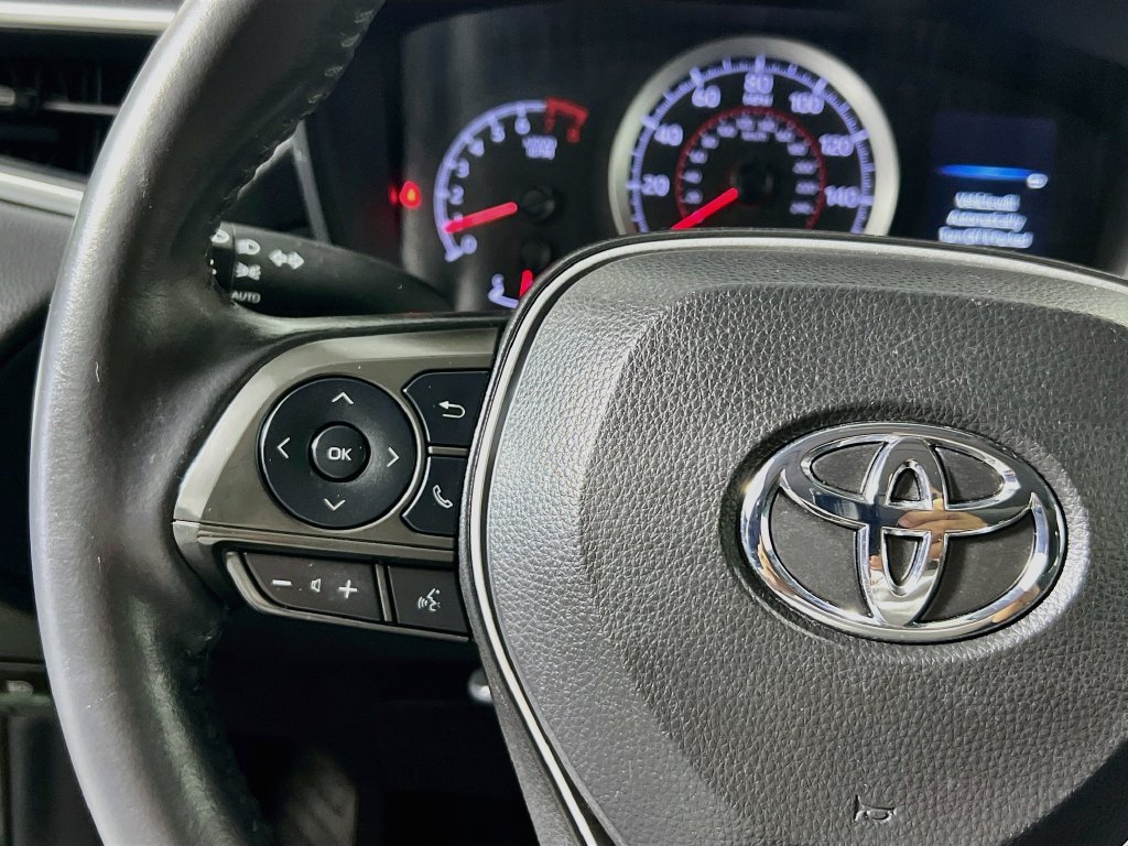 Used 2022 Toyota Corolla Cross LE w/ Moonroof Package FWD image 15