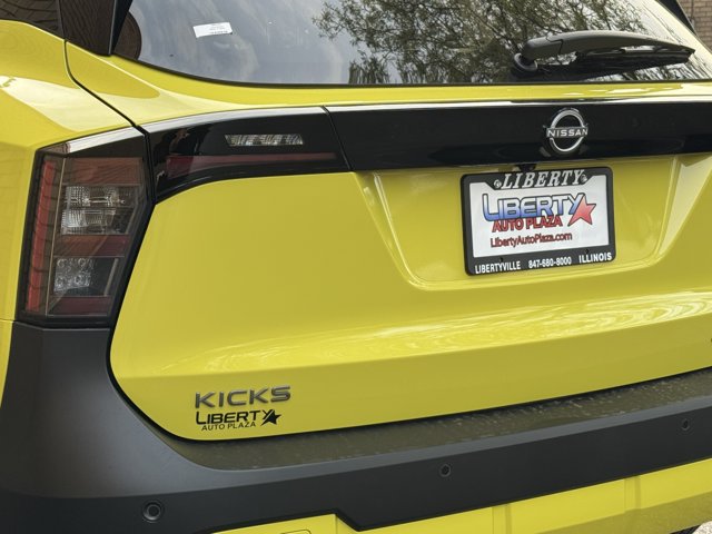 New 2026 Nissan Kicks SR w/ Cold Weather Package AWD/4WD image 26