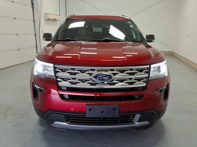 Used 2018 Ford Explorer XLT w/ Equipment Group 202A FWD image 8