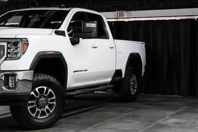 Used 2022 GMC Sierra 2500 SLE w/ SLE Convenience Package image 6