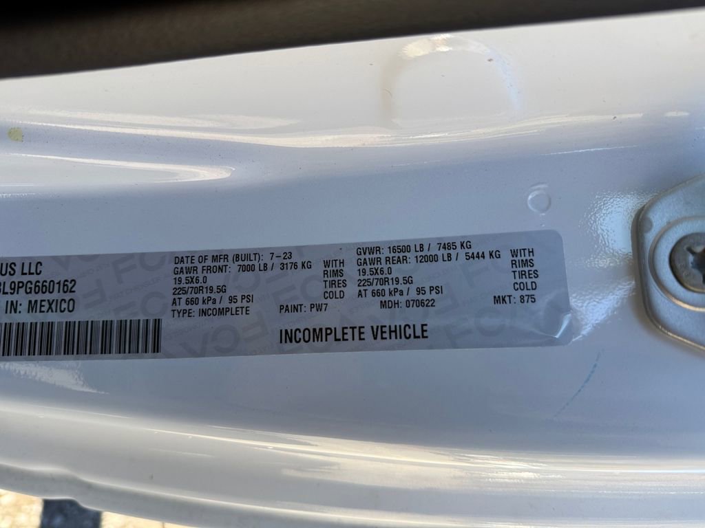 Used 2023 RAM 4500 Tradesman image 16