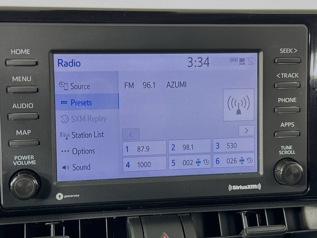 Used 2022 Toyota RAV4 XLE AWD/4WD image 36