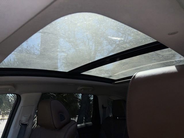 Used 2022 Acura MDX SH-AWD w/ Advance Package image 5