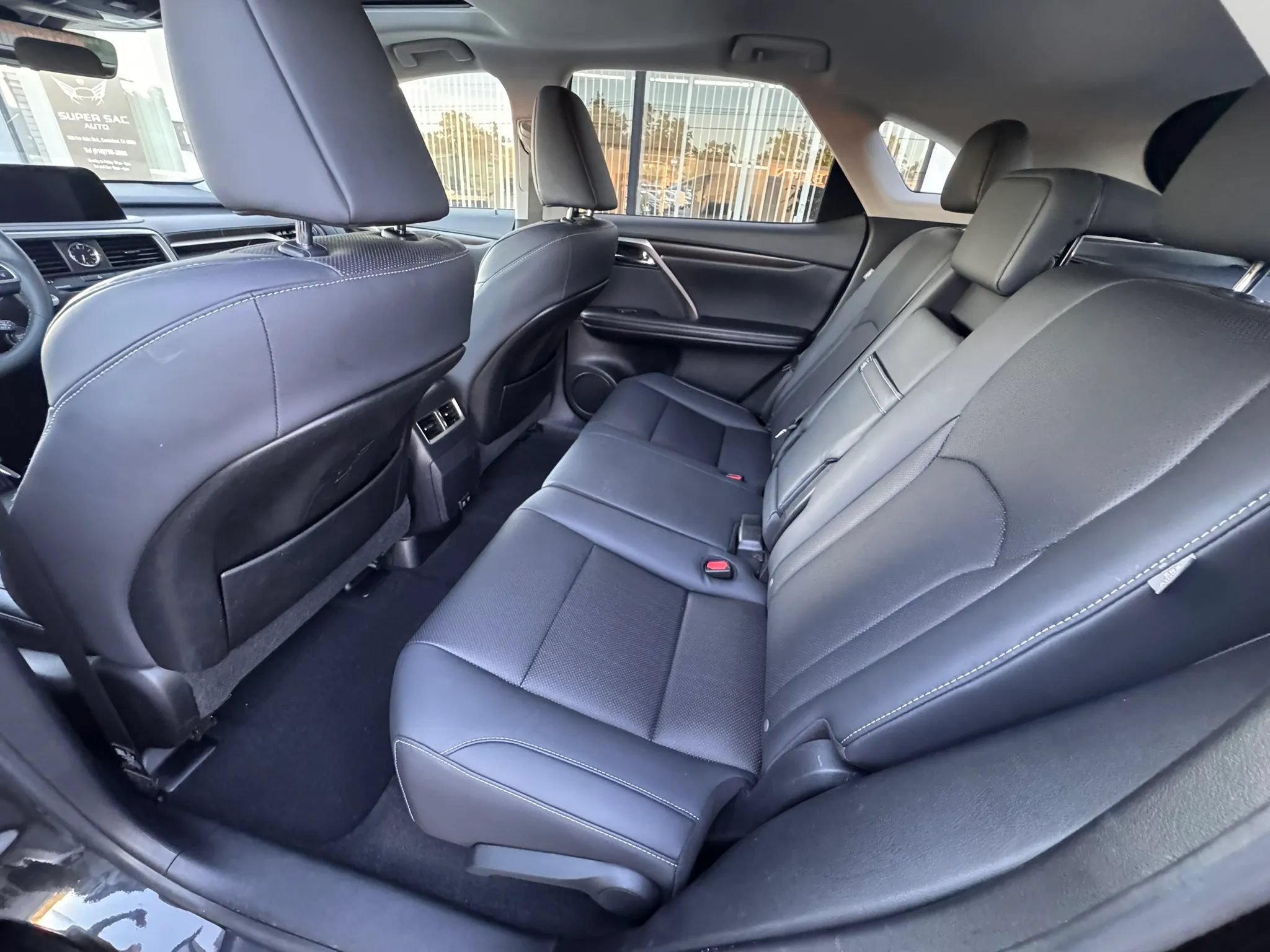 Used 2022 Lexus RX 350 FWD w/ Premium Package image 16